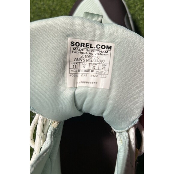 Sorel Women's Kinetic Breakthru Venture Mid Boot Mint Size 11 Waterproof Trail - Picture 7 of 7